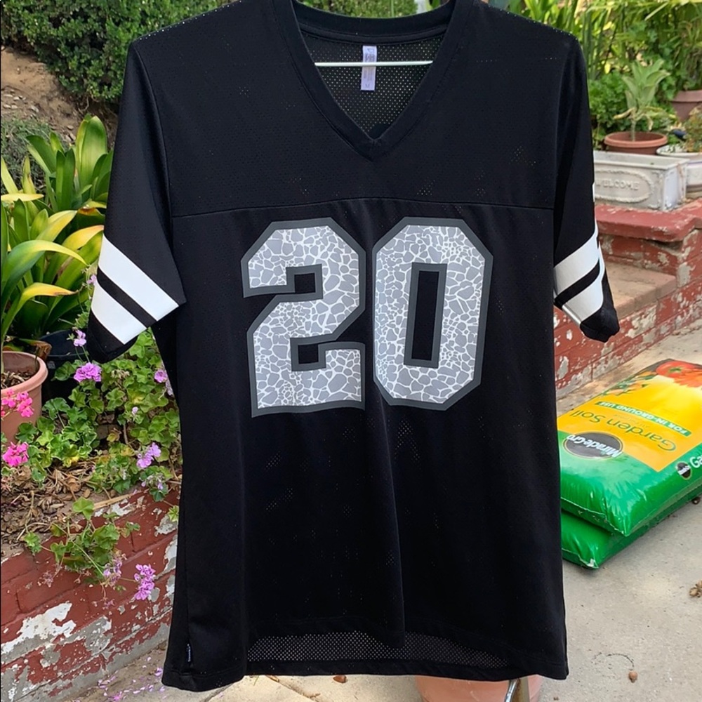 Men’s Size M Crooks & Castles Black #20 Jersey